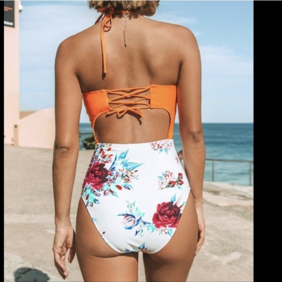 Cupshe NWT Floral Swimsuit XL - Picture 3 of 5